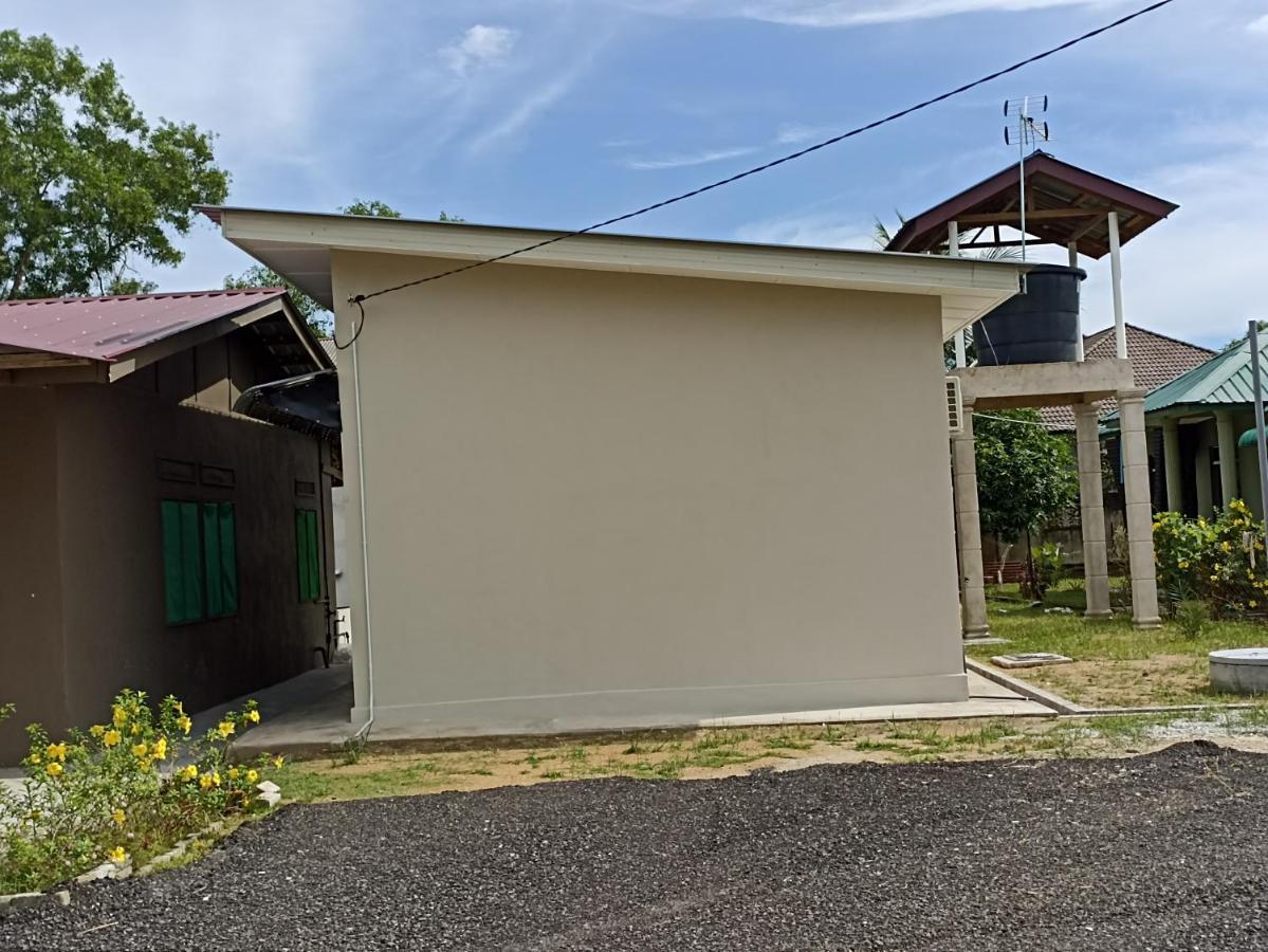 Depulauserai Roomstays Pekan Bagian luar foto
